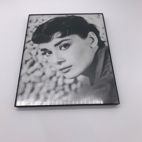 Audrey Hepburn Retro Vintage Celebrity Framed Magazine Print Wall Art - Picture 11 of 16